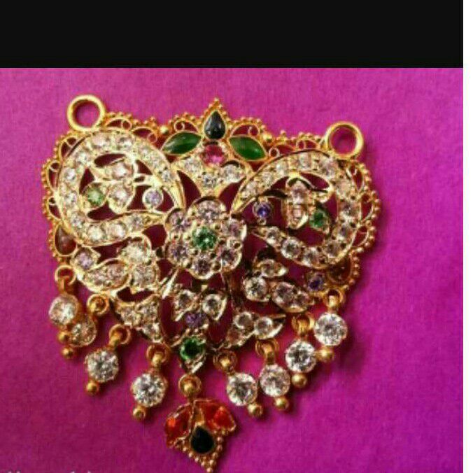 22K / 916 Gold Ladies Indian Pendants