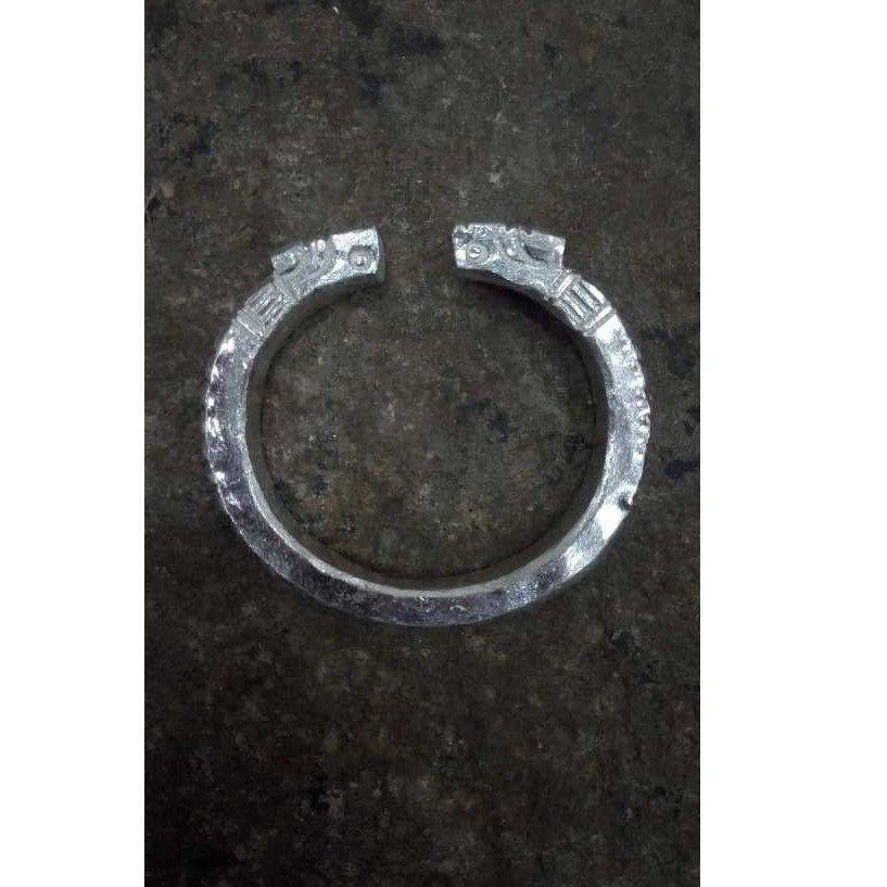 Silver Gents Simple Bharwadi Kadla