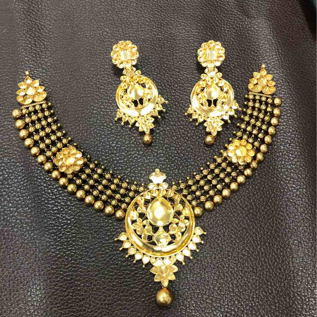 Antique necklace khokha