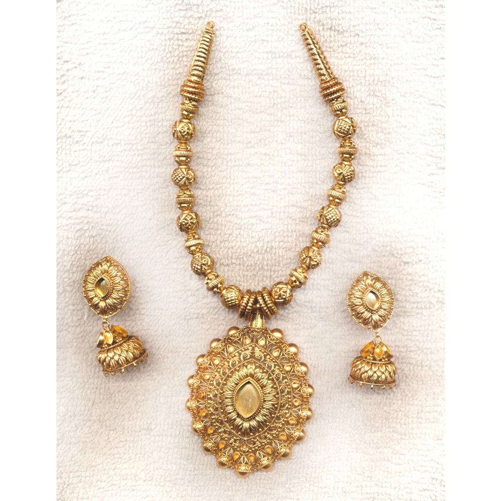 Kundan Jewelry Set Khokha OM - N008