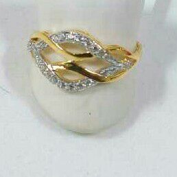 22K/916 Gold Designer Ladies Ring
