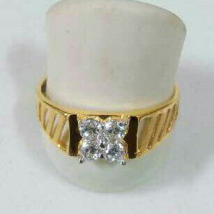 22K / 916 Gold Flower Designer Gents Ring