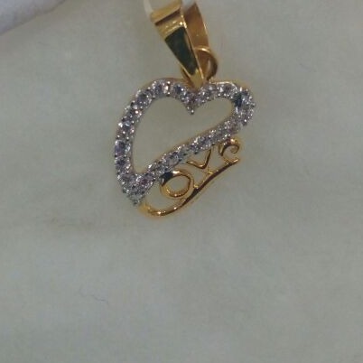 22K / 916 Gold Heart Stone Pendant
