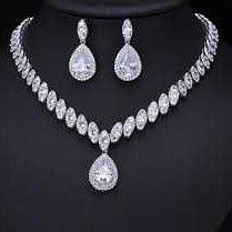 Silver Attractive Necklace Set
