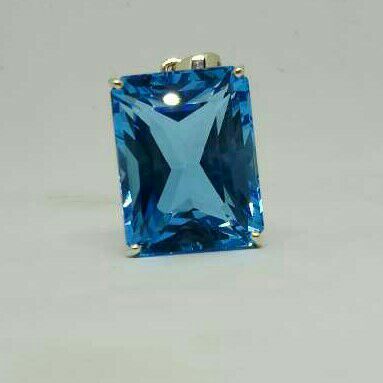 925  Sterling  silver  Natural  Swiss  Topaz Pendant