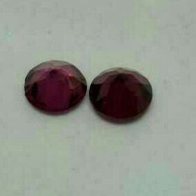 2.20ct round red garnet