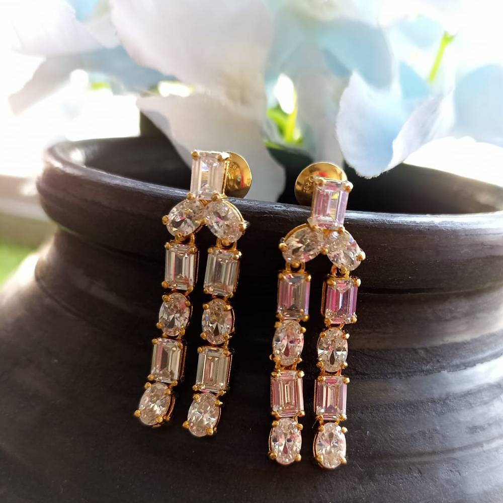 925 silver emrald and oval drop earrings