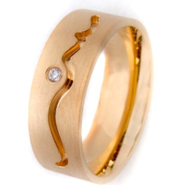 916 GOLD FANCY BAND RING