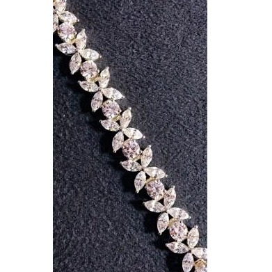 Modern Style 9KT swarovski  Ladies Bracelet