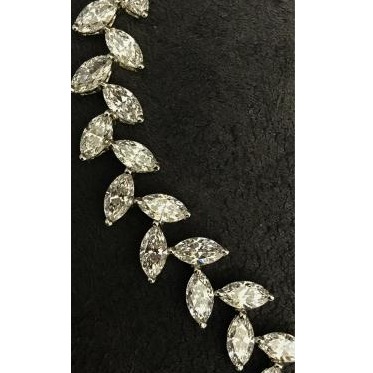 Leaf Shaped 9KT swarovski Ladies Bracelet