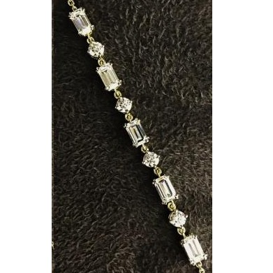 Modern 9KT Swarovski Ladies Bracelet - Image 2