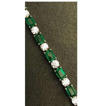 Plan Simple 9KT Swarovski Bracelet For Women - Image 2