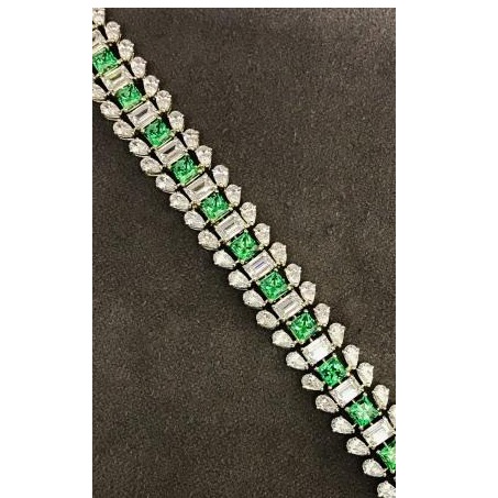 Dazzling 9KT Swarovski Bracelet - Image 2