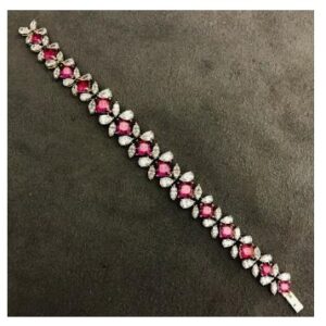 9KT Rose Quartz Flower Shaped Swarovski Bracelet