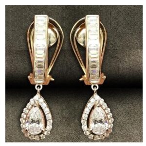 Adorable 9KT Swarovski Earring