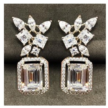 Attractive 9KT Long Swarovski Earring