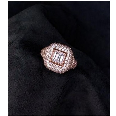 9KT Antique Style Swarovski Ladies Ring