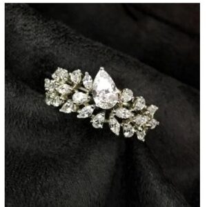 9KT Swarovski Fashionable Women Ring
