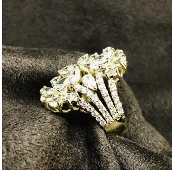 9KT Sensational Master Swarovski Ring - Image 2