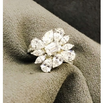 Antique 9KT Swarovski Ring