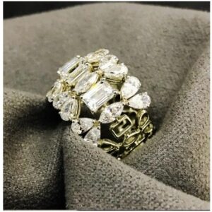 9KT Attractive Ladies Swarovski Ring