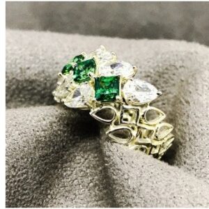 9KT Essentials Swarovski Earrings