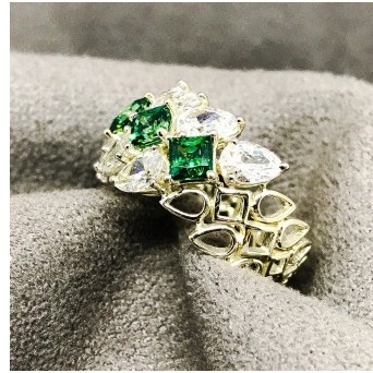 9KT Essentials Swarovski Earrings - Image 2