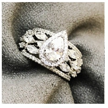 9KT Casual  Swarovski Women Ring