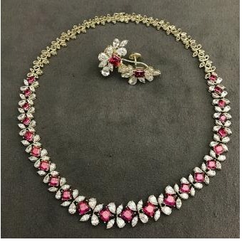 9kt Essentials Swarovski Necklace Set