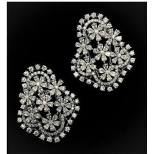 Attractive 9KT Swarovski Fancy Ladies Pendant