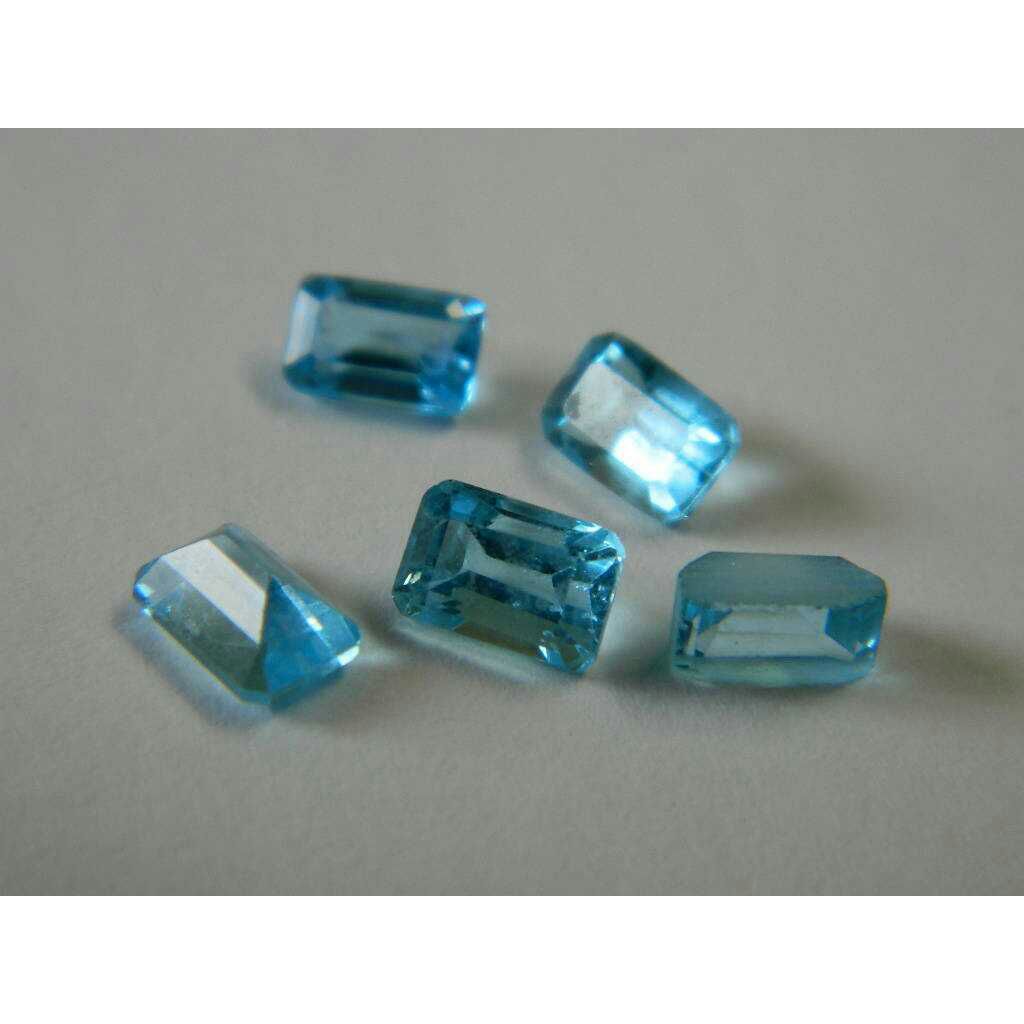 12ct-rectangle-blue-topaz