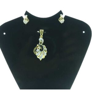 Modern 916 Gold Ladies Pendant Set