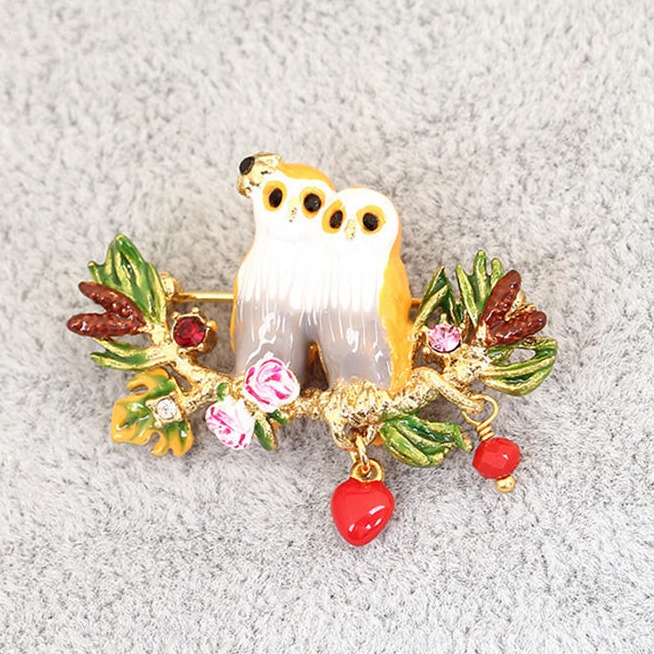 Owl Enamel Pins Wholesale, Latest Brooch with Red Heart Charm - Image 2