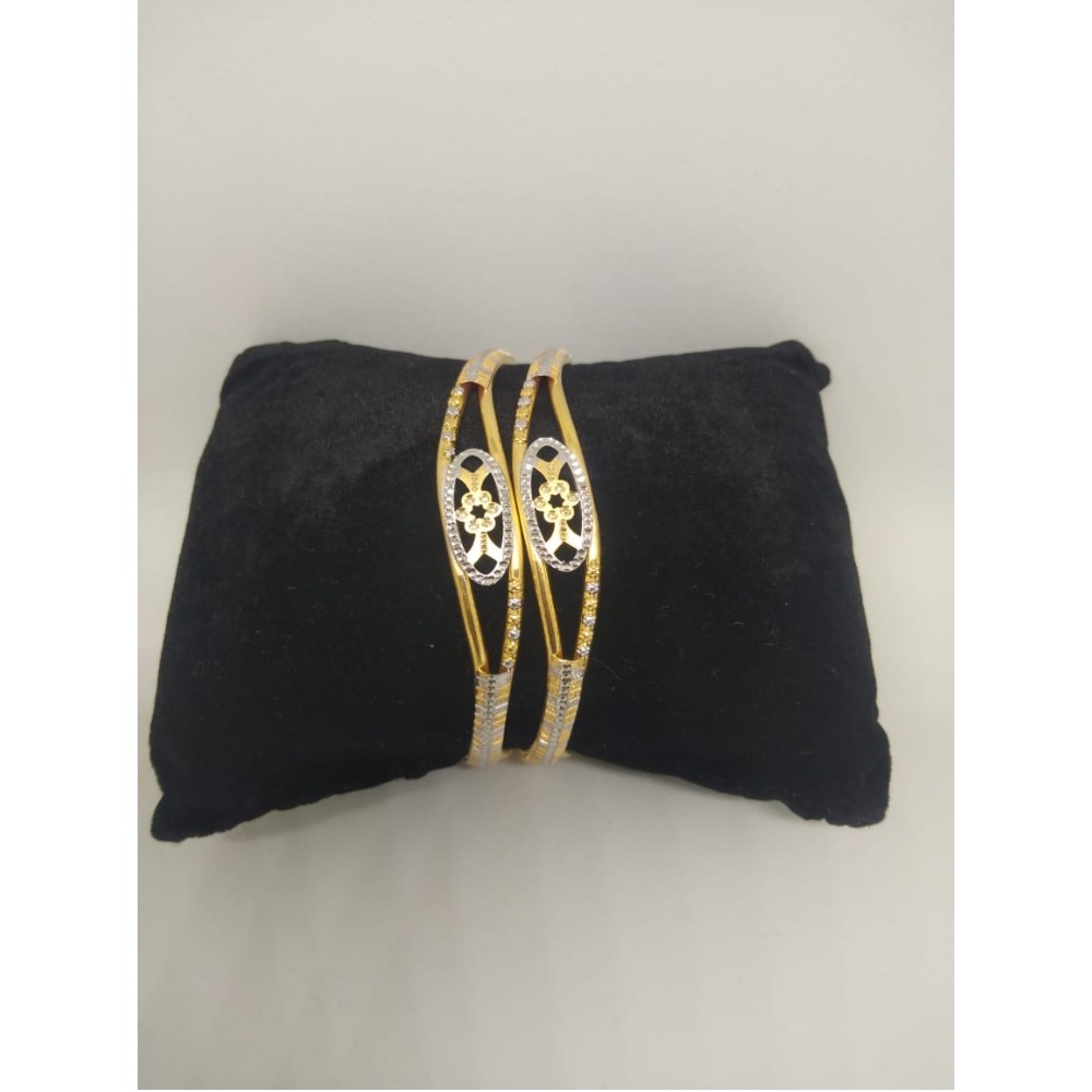 22Kt Gold Stylish Copper Kadli Bangle VN-B010