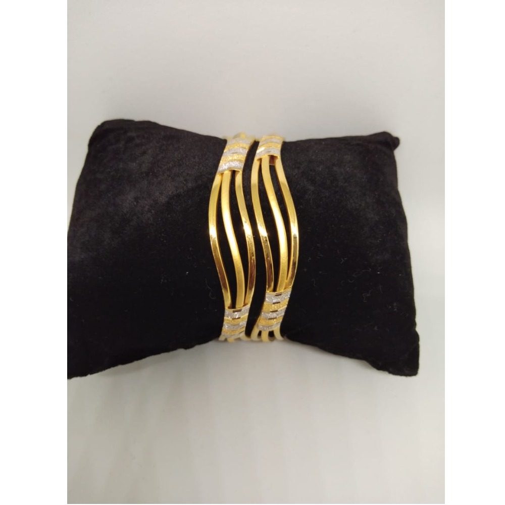 916 Gold Fancy Triple Line Kadli Bangle VN-B006