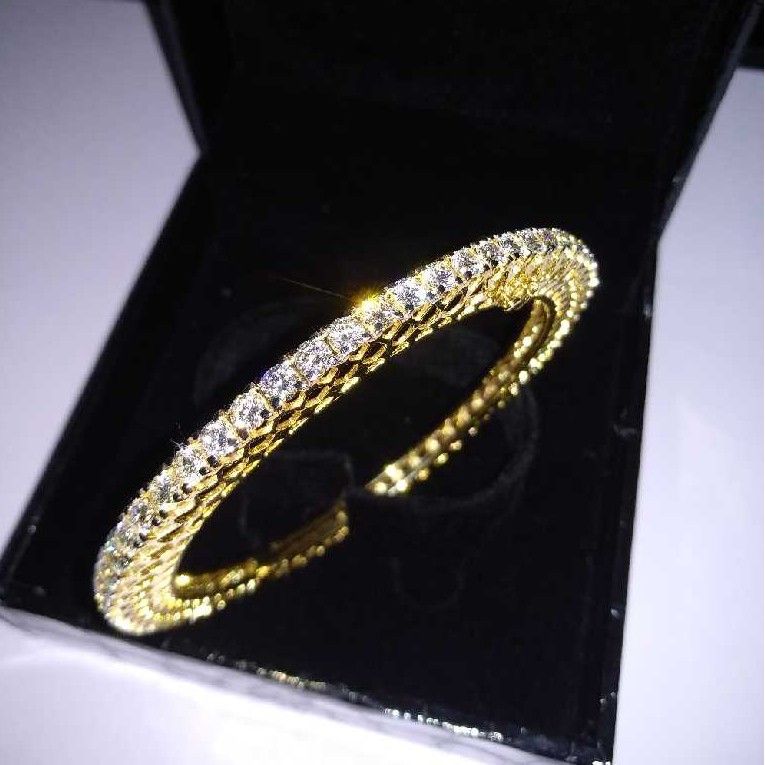 18kt gold classic diamond bangle