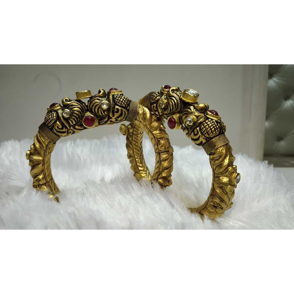 916 Gold Traditional Style Ladies Kada