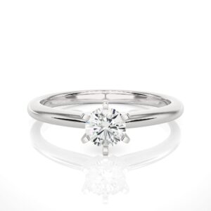 Unique Solitaire Ring WG