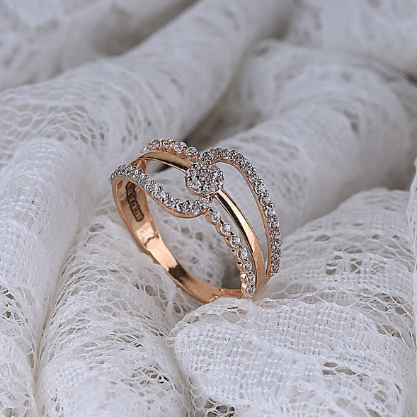 750 Gold Fancy Cz ladies ring