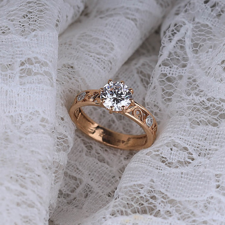 solitaire with Cz ladies ring
