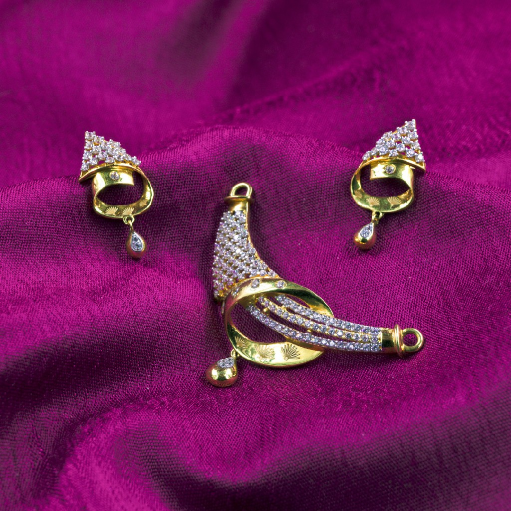 Mangalsutra pendant set