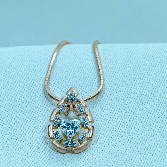 916 Gold Attractive Pendant chain P18-586