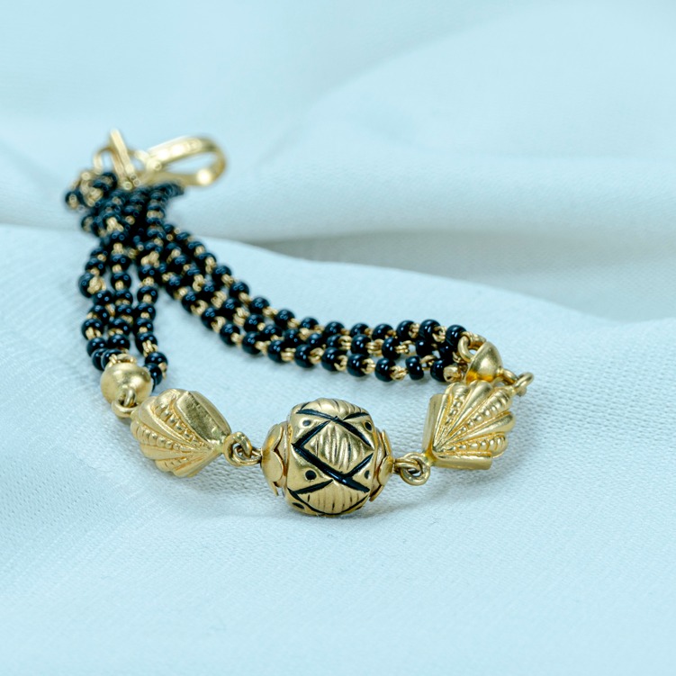 22kt gold antique magalsutra bracelet lb-563