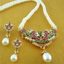 Artificial Pearl Necklace Set