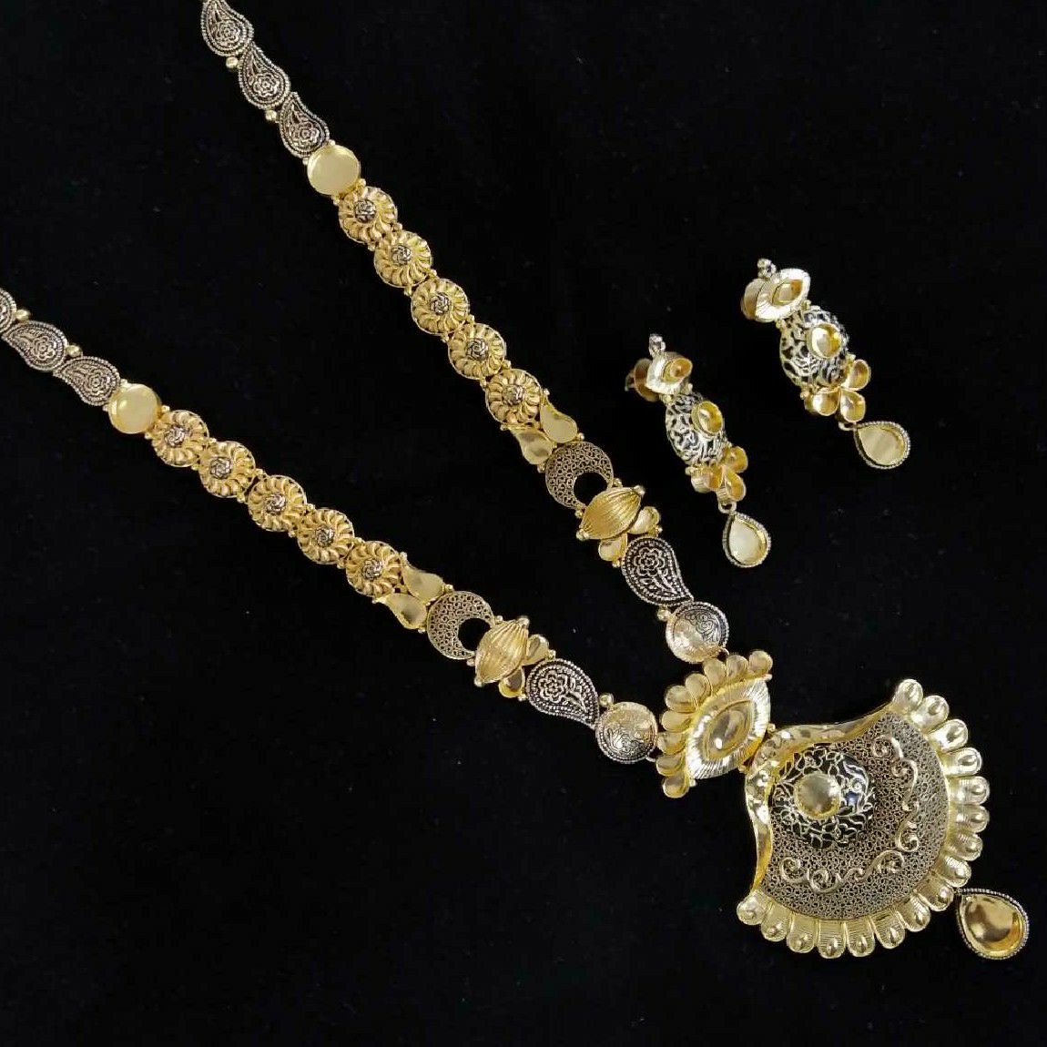 22kt Antique Gold Long Jadtar Necklace Set