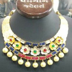 22KT Gold Antique Jadtar Necklace Set