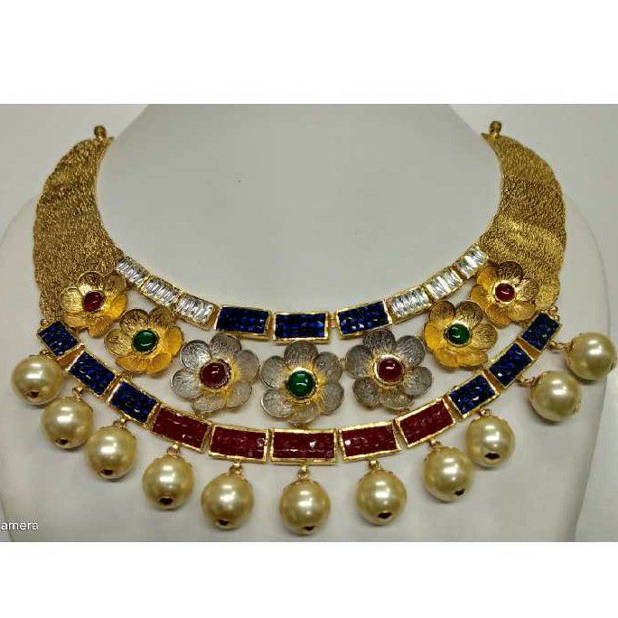 22KT Gold Antique Jadtar Necklace Set