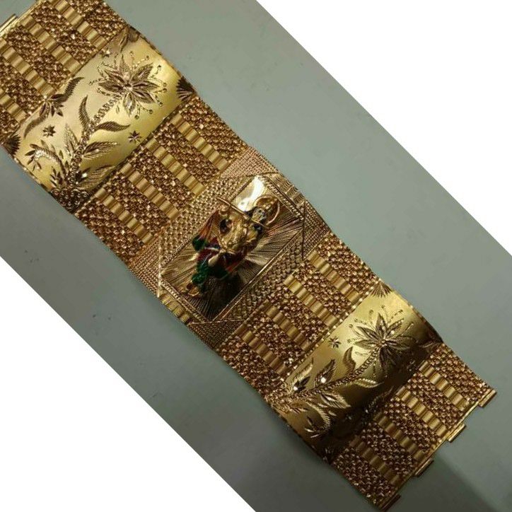22KT Gold Handmade Krishna Design Broad Gents Bracelet