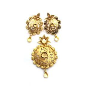 916 Gold Designer Tribal Pendant Set