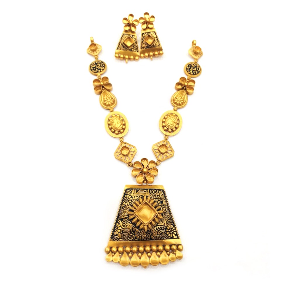 22KT Gold Designer Jadtar Tribal Necklace Set